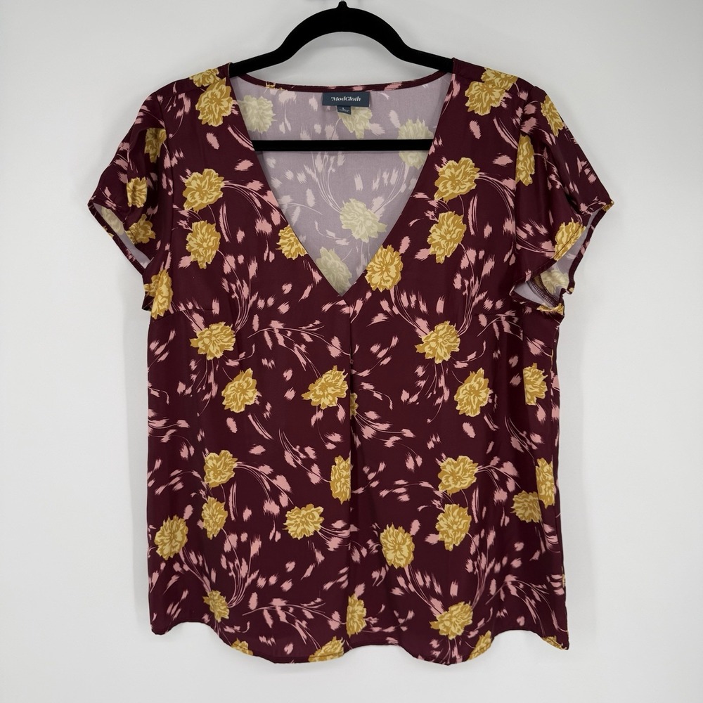 ModCloth Women's Shirt Large Burgundy Floral Flutter Whimsical Cottagecore